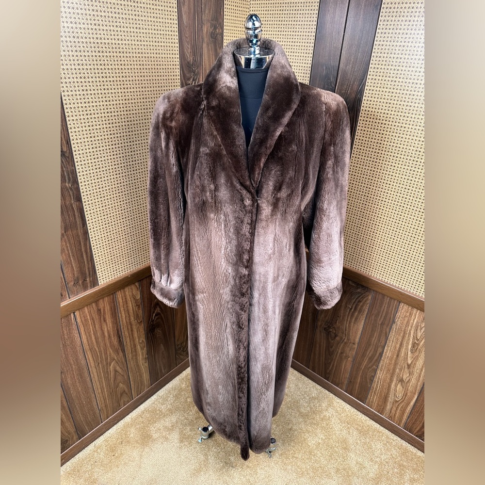 Beautiful Full Length Diane Furs Dyed Phantom Brown Sheared Beaver Coat Jacket